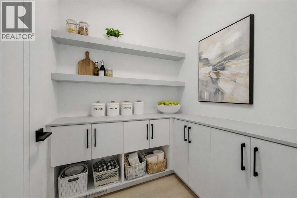 8136 47 Avenue Nw, Calgary, AB - Indoor Photo Showing Other Room