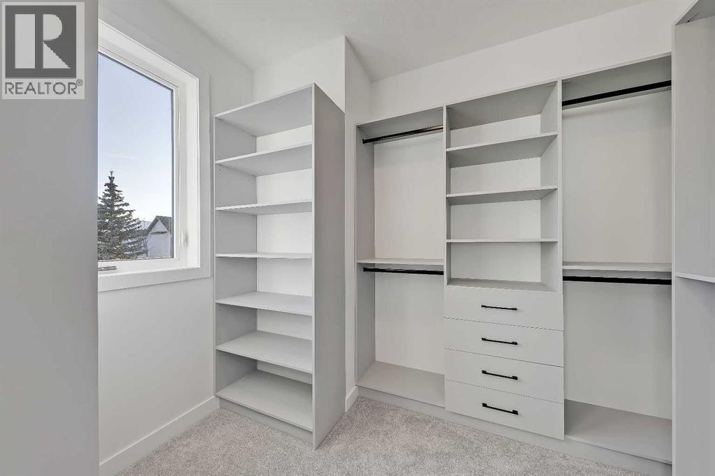 8136 47 Avenue Nw, Calgary, AB - Indoor