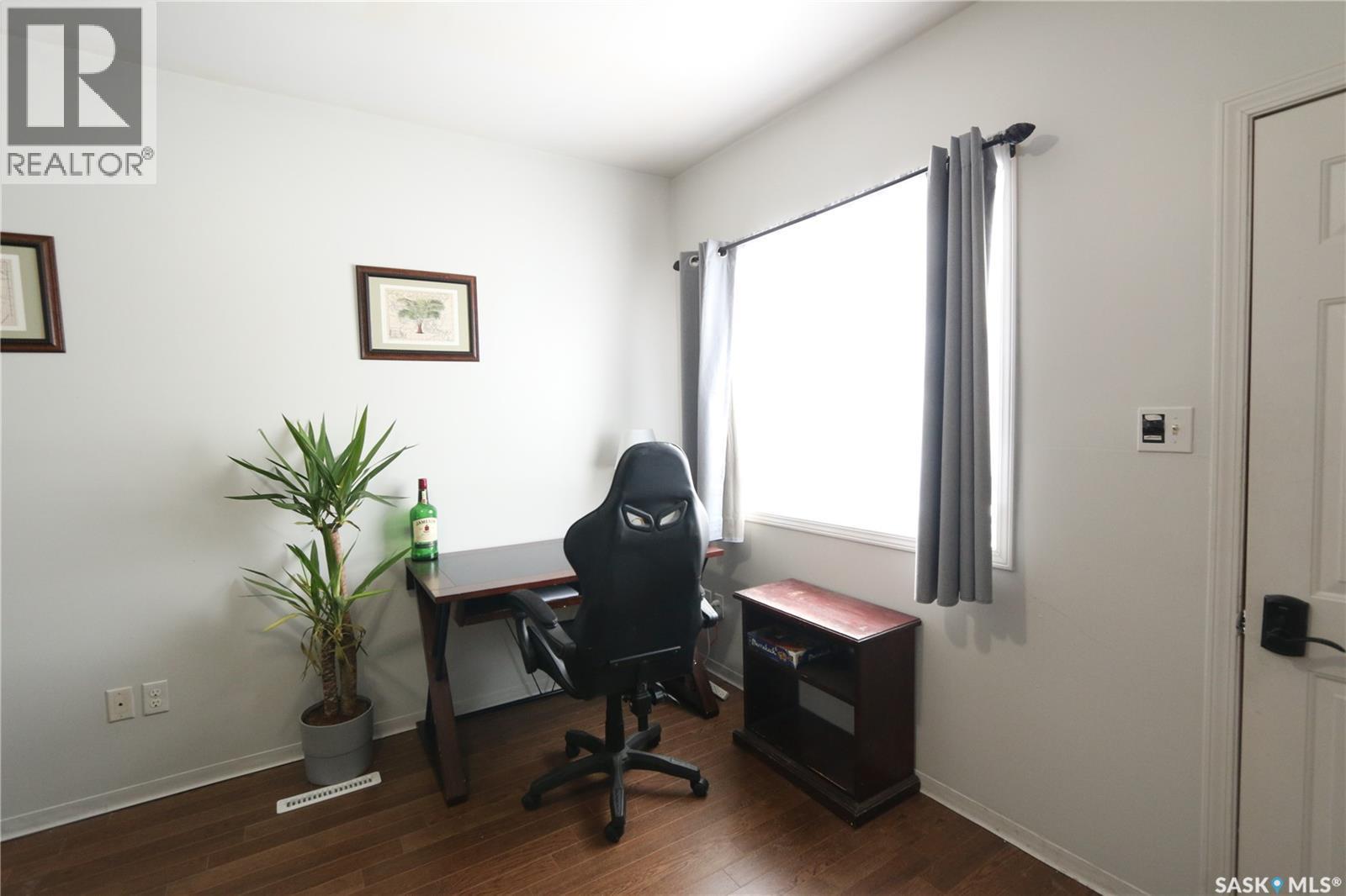 2305 Mcdonald Street, Regina, SK - Indoor Photo Showing Office
