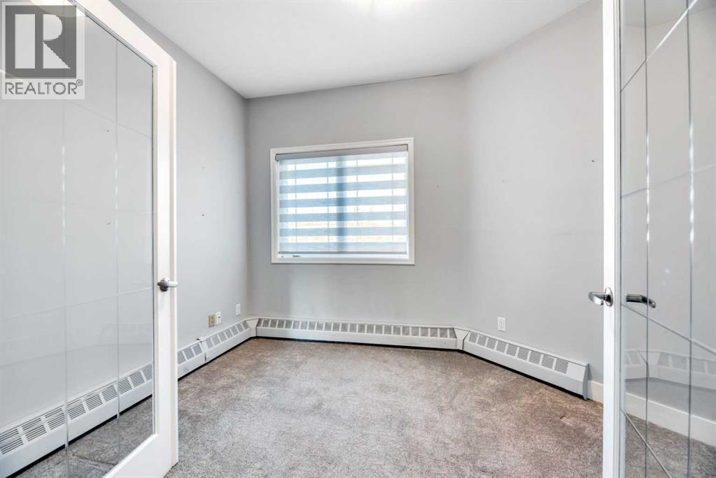 112, 43 Westlake Circle, Strathmore, AB - Indoor Photo Showing Other Room