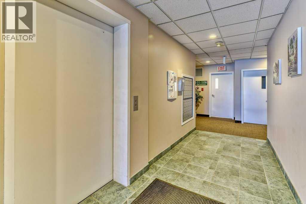 112, 43 Westlake Circle, Strathmore, AB - Indoor Photo Showing Other Room