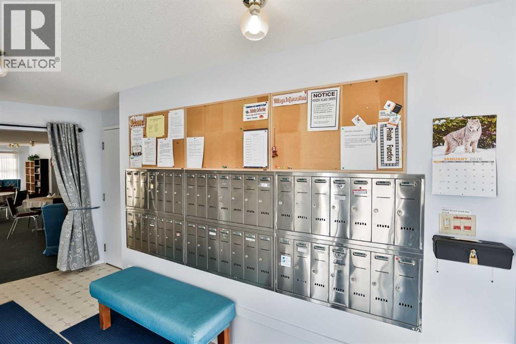 2, 135 Jerry Potts Boulevard W, Lethbridge, AB - Indoor Photo Showing Other Room