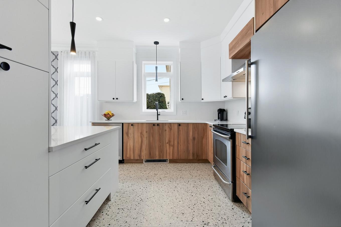 Cuisine - 55 Rue De Lavours, Terrebonne (Terrebonne), QC - Indoor Photo Showing Kitchen