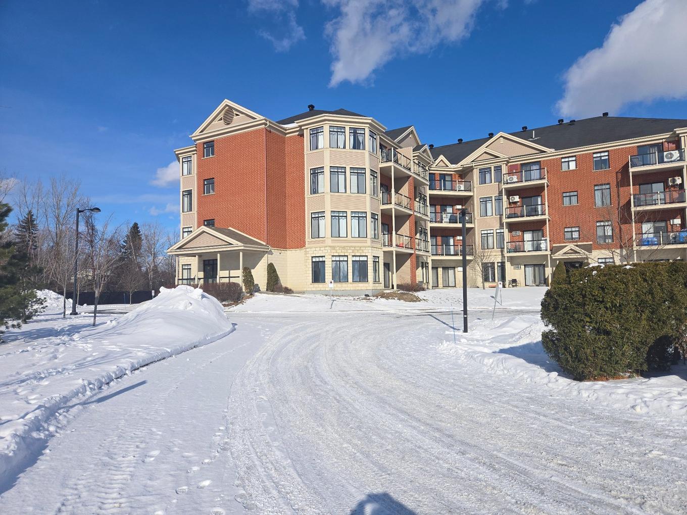 Extérieur - 108-6290 Boul. Chevrier, Brossard, QC - Outdoor With Facade