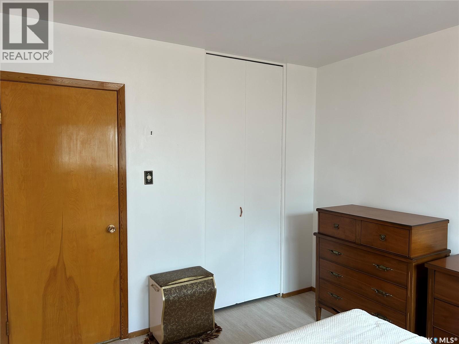 1187 Currie Crescent, Moose Jaw, SK - Indoor Photo Showing Bedroom