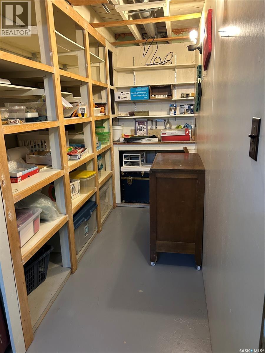 1187 Currie Crescent, Moose Jaw, SK - Indoor With Storage