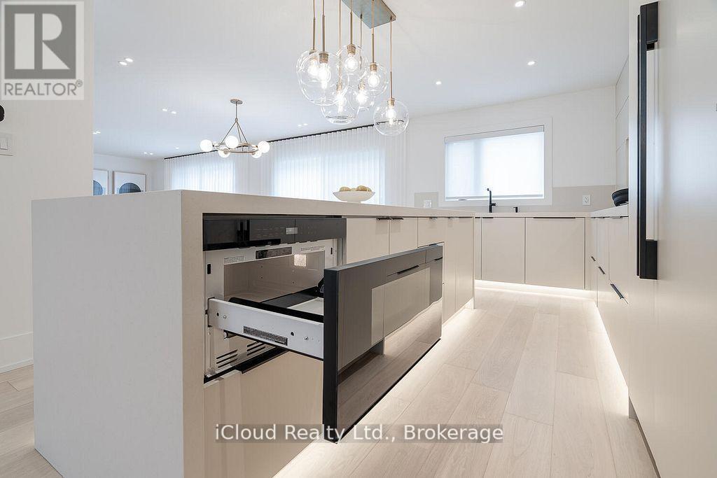 5389 Kindos Street, Burlington, ON - Indoor