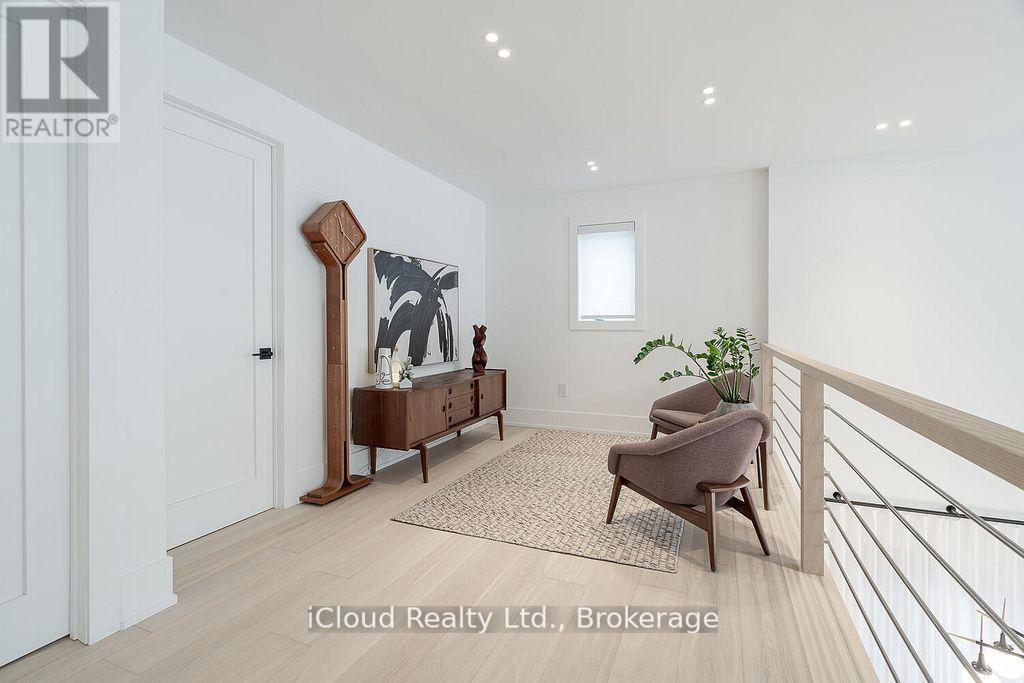 5389 Kindos Street, Burlington, ON - Indoor Photo Showing Other Room