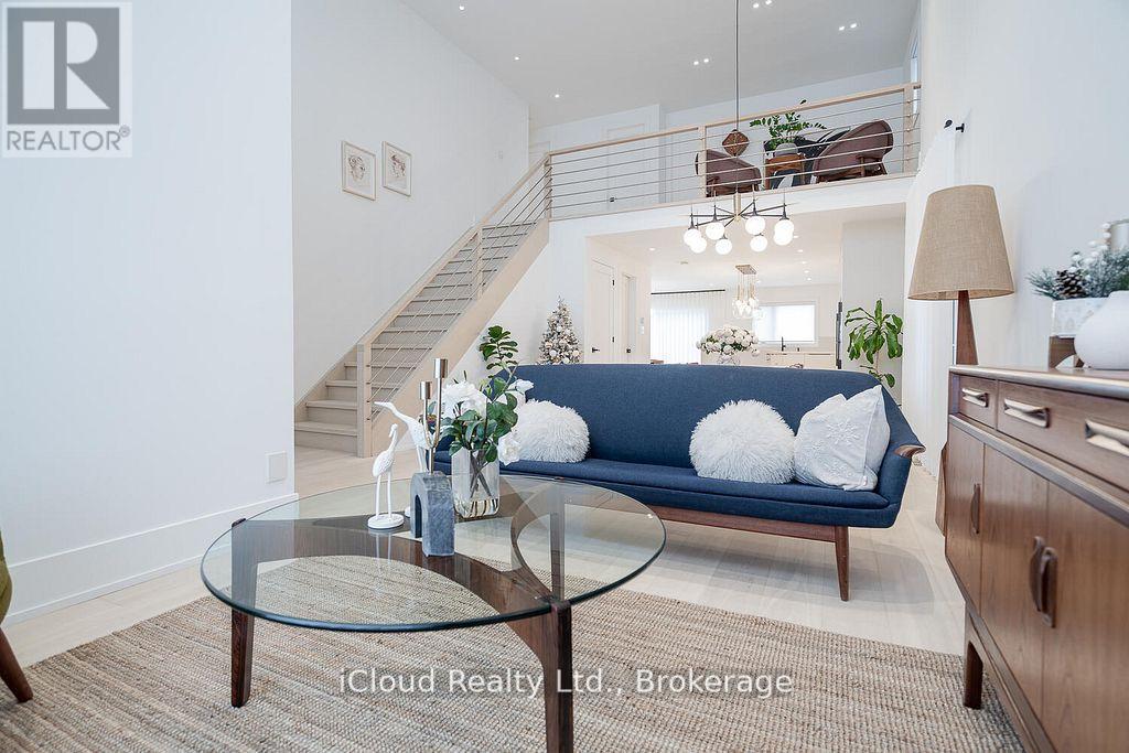 5389 Kindos Street, Burlington, ON - Indoor Photo Showing Other Room