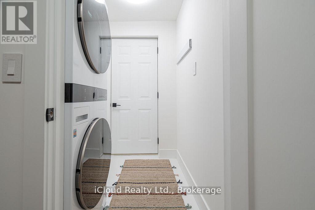 5389 Kindos Street, Burlington, ON - Indoor Photo Showing Other Room