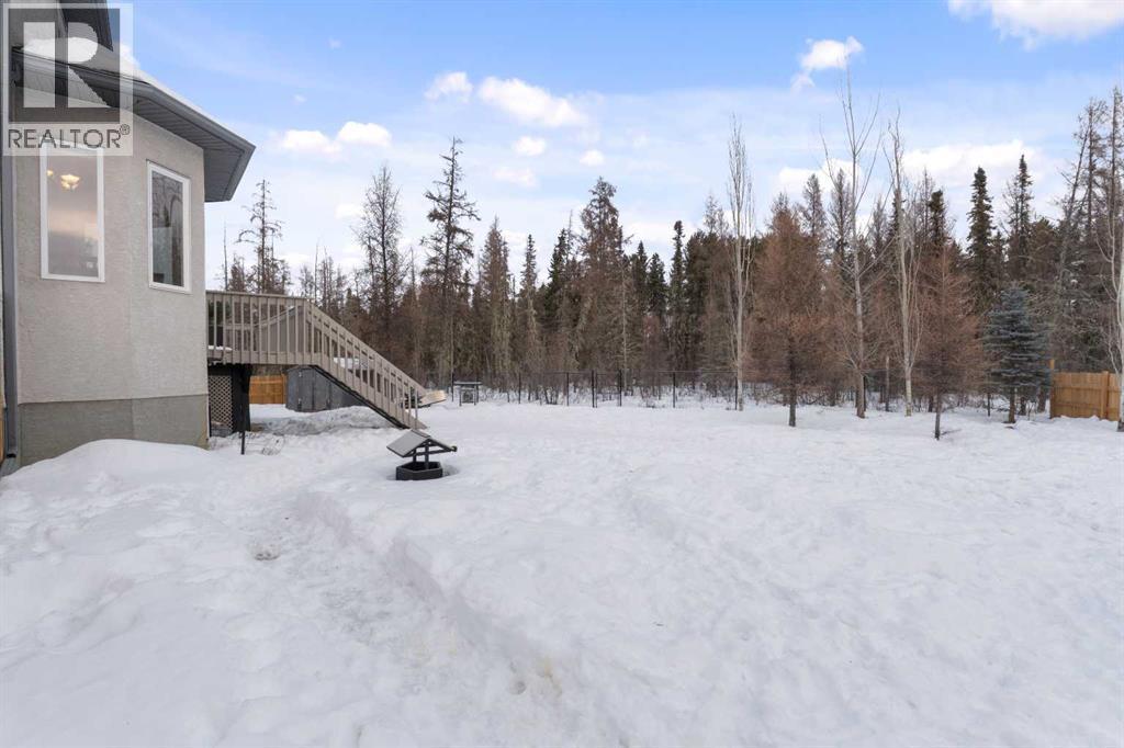 26 Park Point, Whitecourt, AB - Outdoor