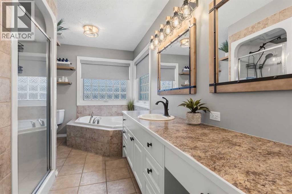 26 Park Point, Whitecourt, AB - Indoor Photo Showing Bathroom