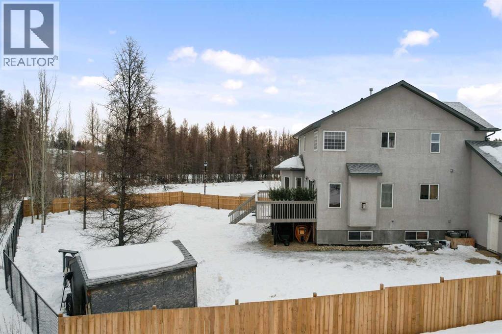 26 Park Point, Whitecourt, AB - Outdoor