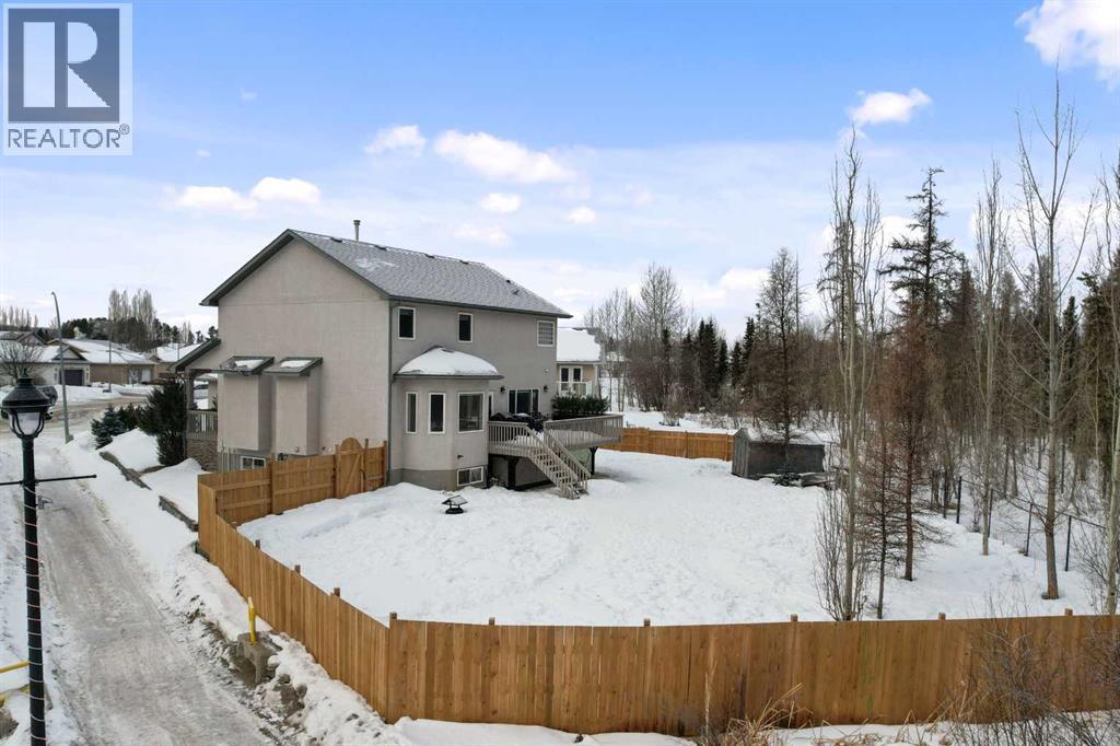 26 Park Point, Whitecourt, AB - Outdoor