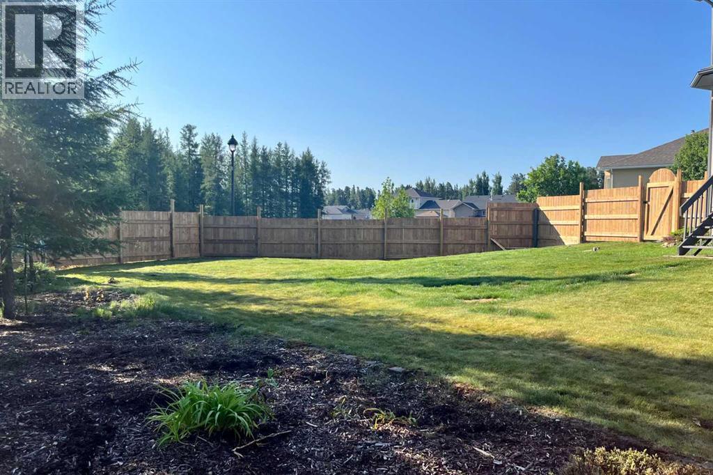 26 Park Point, Whitecourt, AB - Outdoor