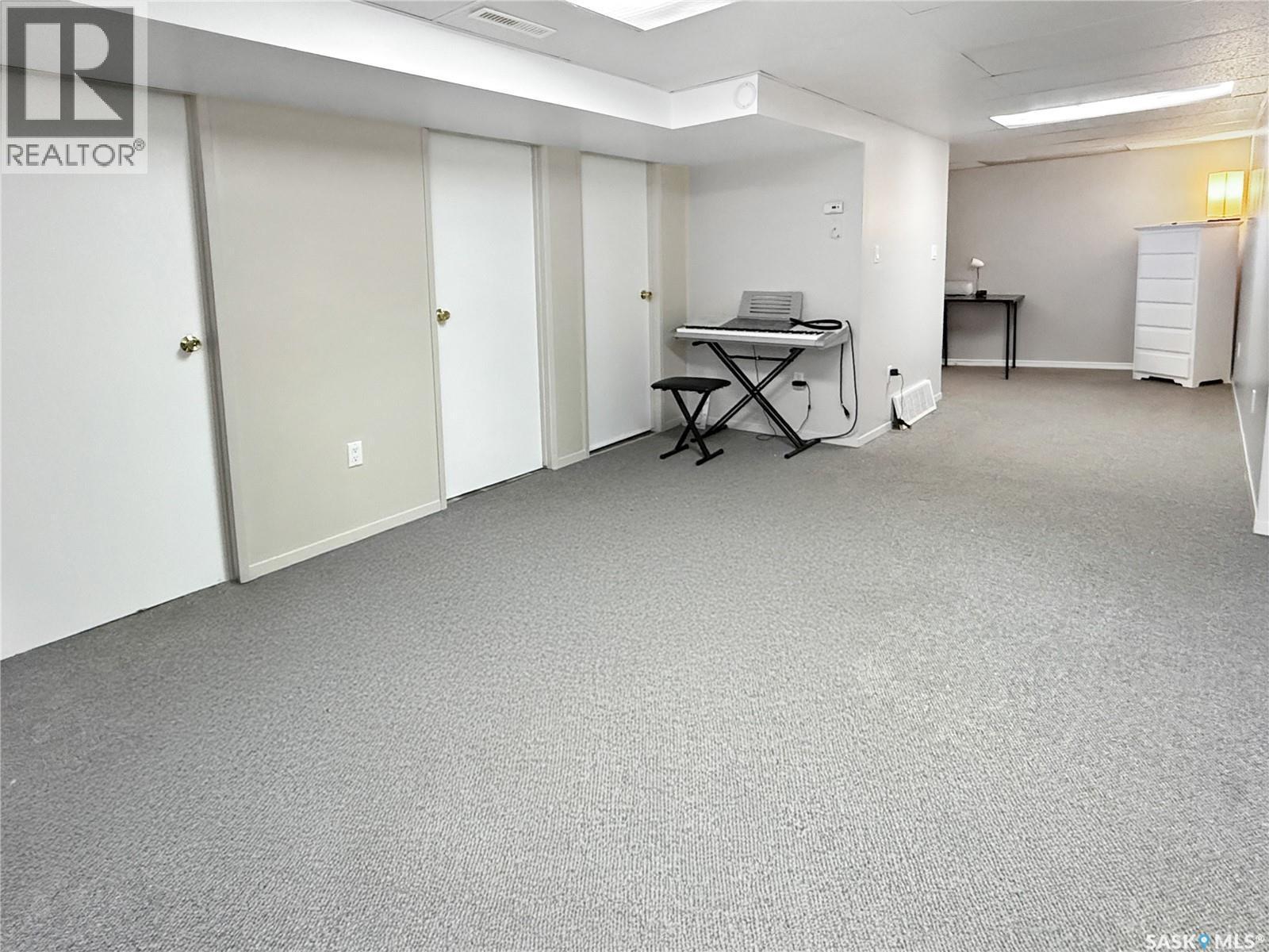 Rm Of Coulee Acreage, Coulee Rm No. 136, SK - Indoor