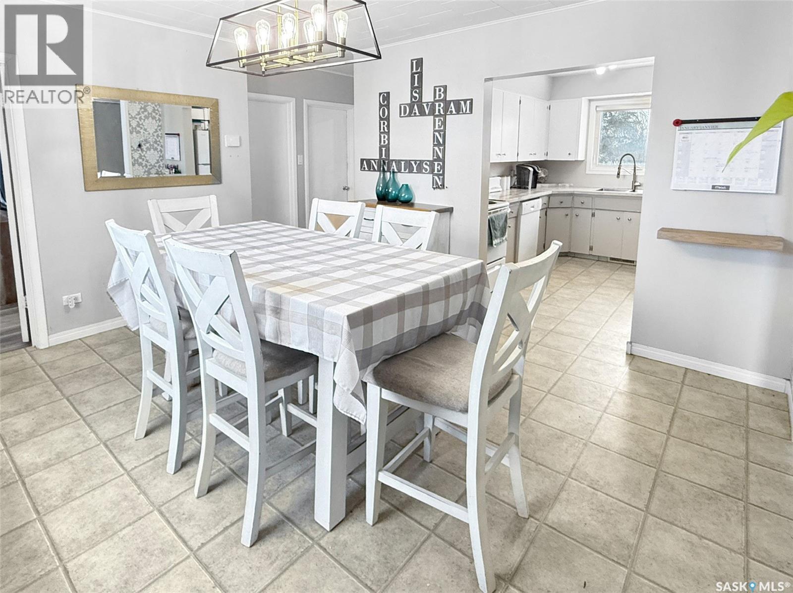 Rm Of Coulee Acreage, Coulee Rm No. 136, SK - Indoor Photo Showing Dining Room