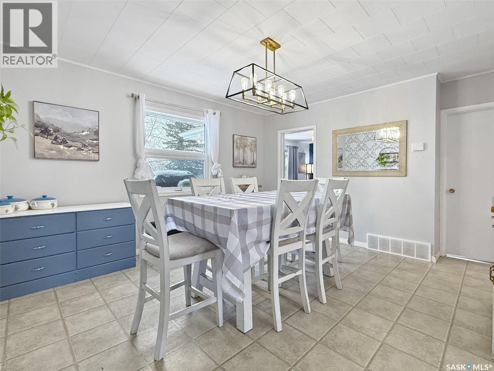 Rm Of Coulee Acreage, Coulee Rm No. 136, SK - Indoor Photo Showing Dining Room
