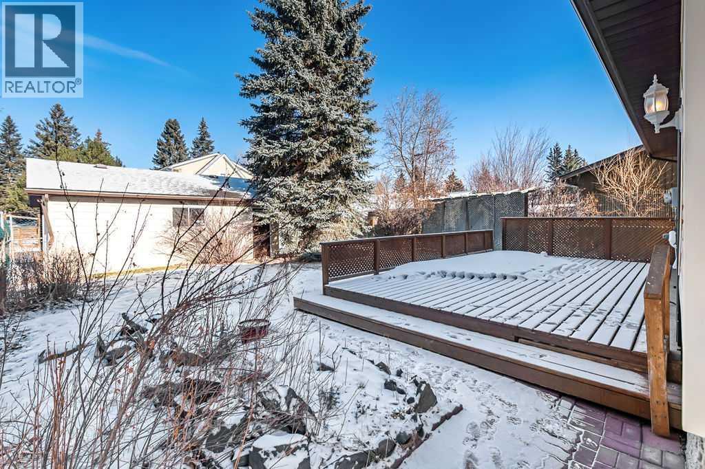 107 Lock Crescent, Okotoks, AB - Outdoor