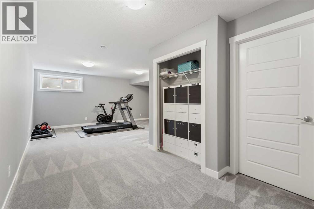 3 Sage Bluff Heights Nw, Calgary, AB - Indoor
