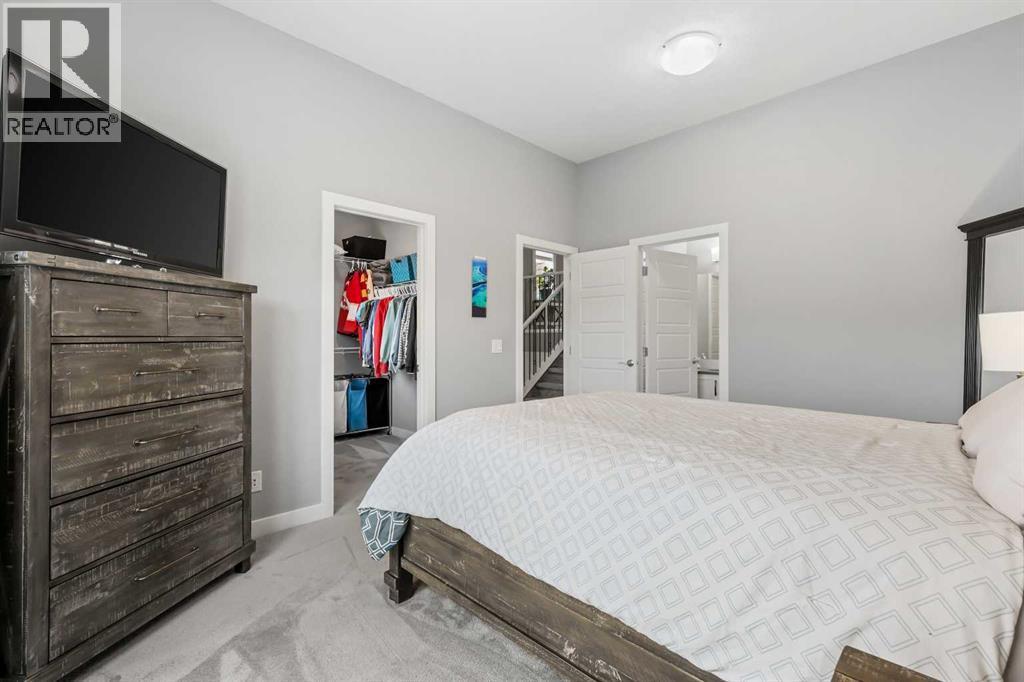 3 Sage Bluff Heights Nw, Calgary, AB - Indoor Photo Showing Bedroom