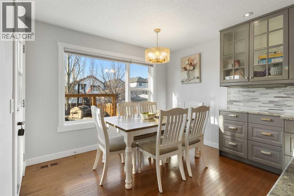 109 Copperfield Common Se, Calgary, AB - Indoor Photo Showing Dining Room