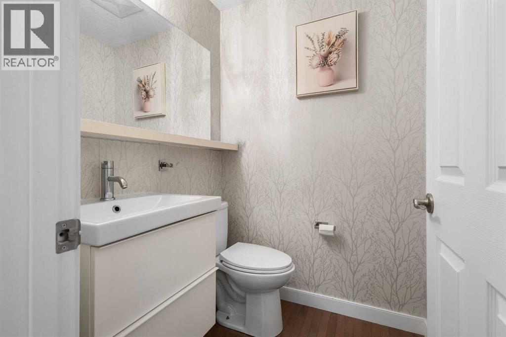 109 Copperfield Common Se, Calgary, AB - Indoor Photo Showing Bathroom