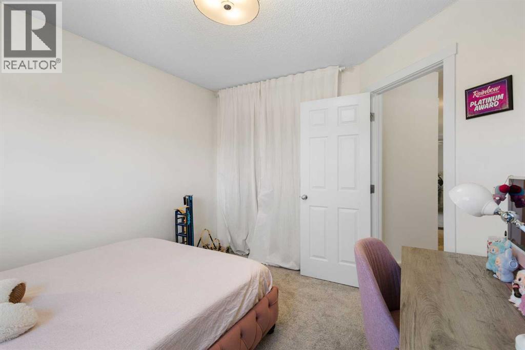 109 Copperfield Common Se, Calgary, AB - Indoor Photo Showing Bedroom