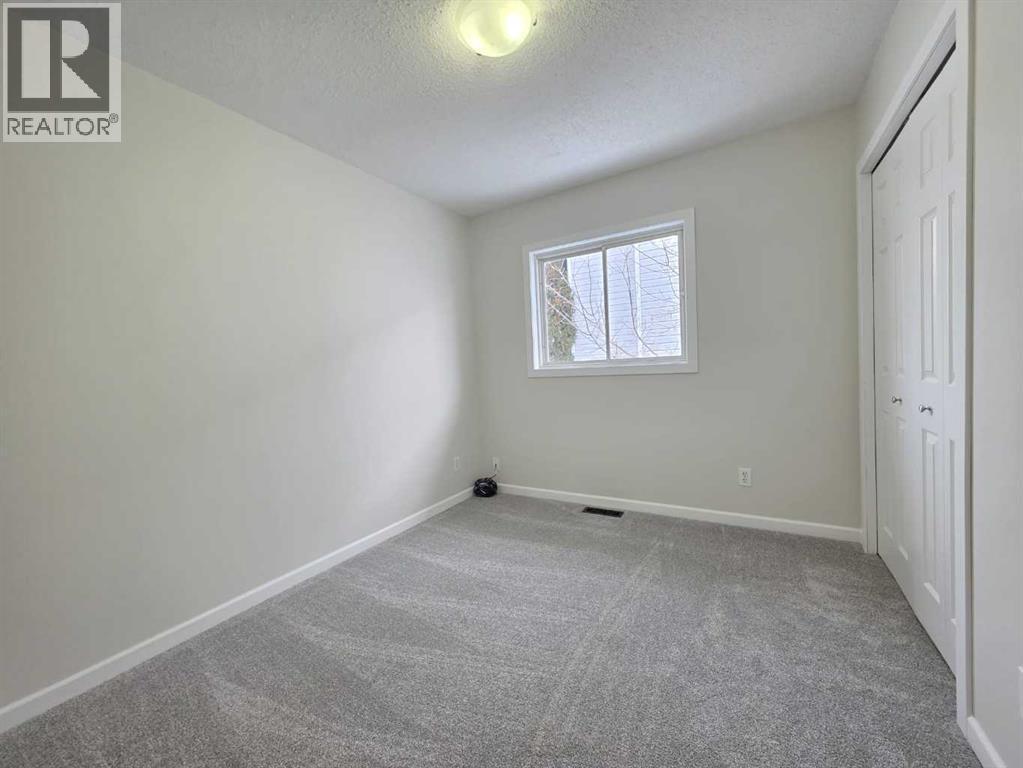 1934 8 Avenue, Wainwright, AB - Indoor Photo Showing Other Room
