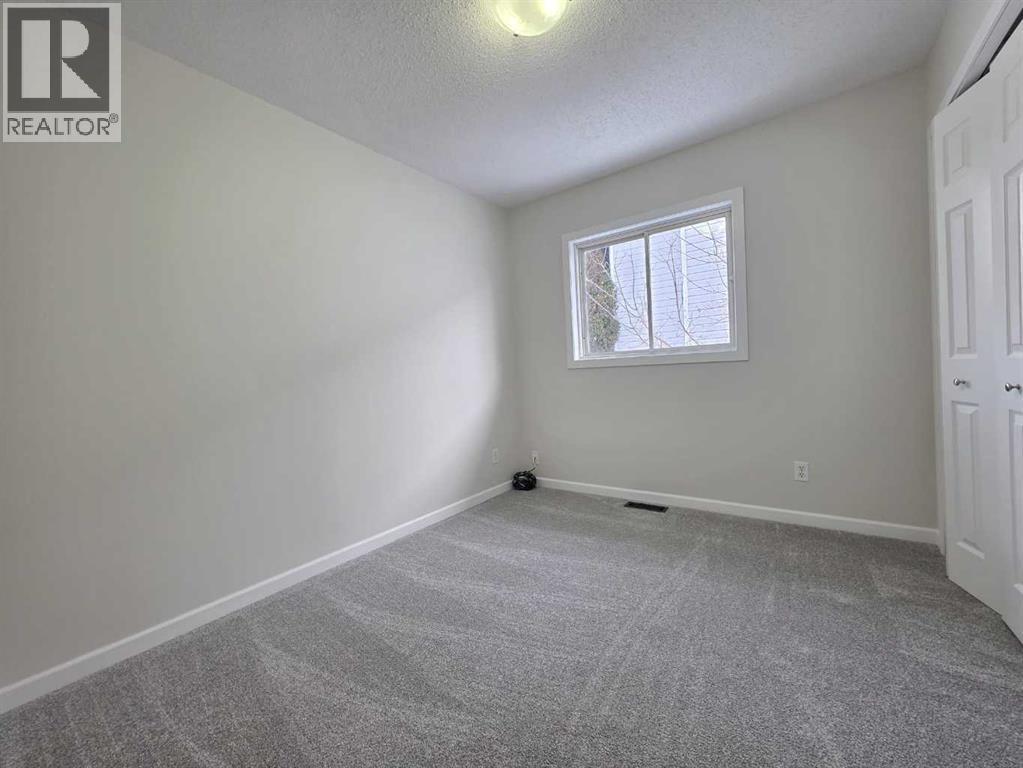 1934 8 Avenue, Wainwright, AB - Indoor Photo Showing Other Room