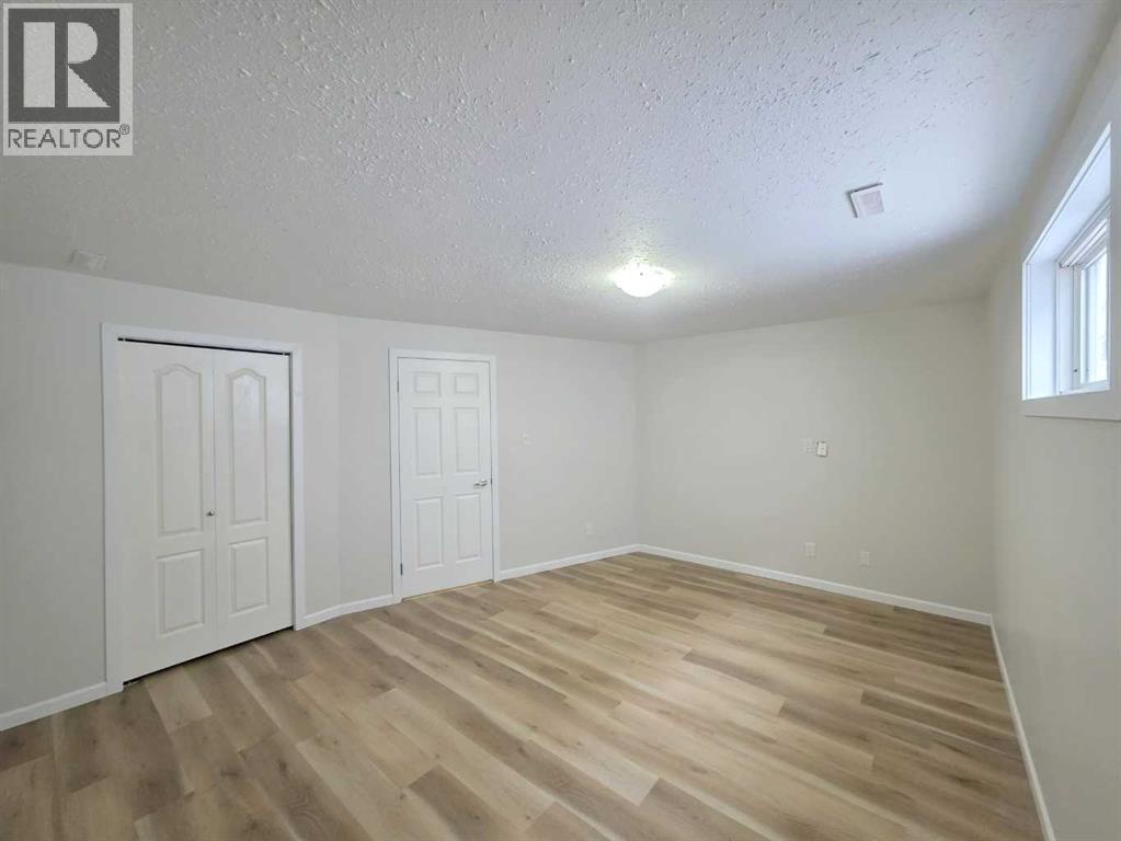 1934 8 Avenue, Wainwright, AB - Indoor Photo Showing Other Room