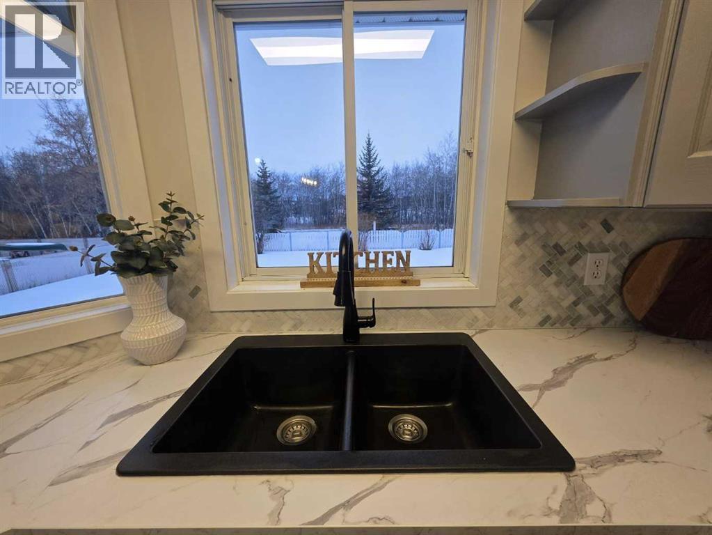 1934 8 Avenue, Wainwright, AB - Indoor