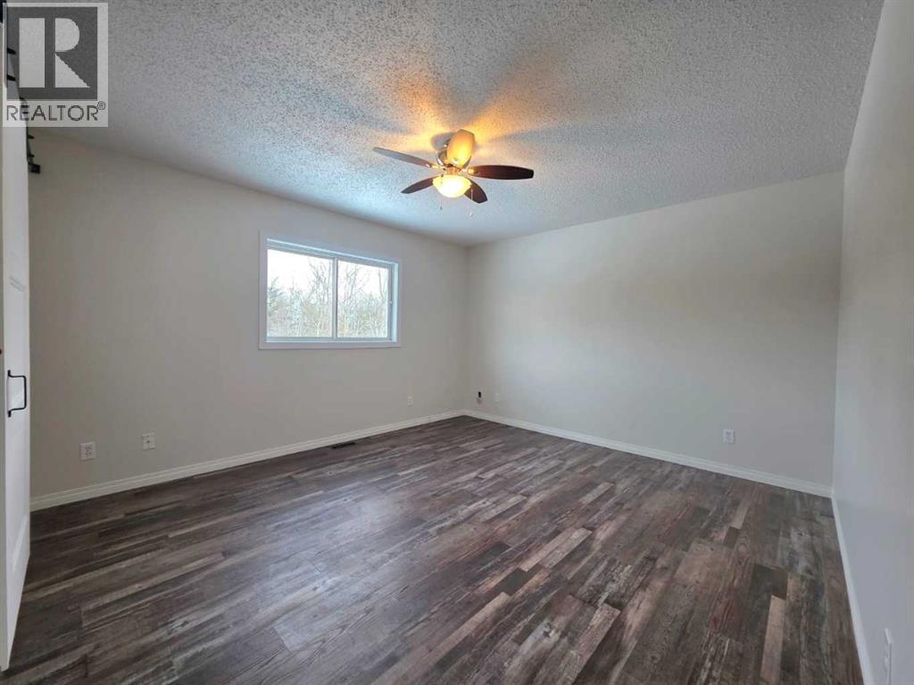 1934 8 Avenue, Wainwright, AB - Indoor Photo Showing Other Room