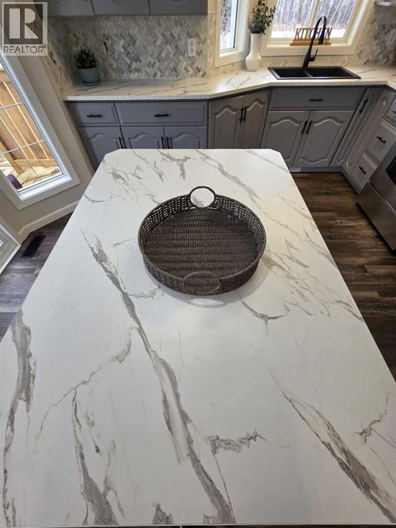 1934 8 Avenue, Wainwright, AB - Indoor