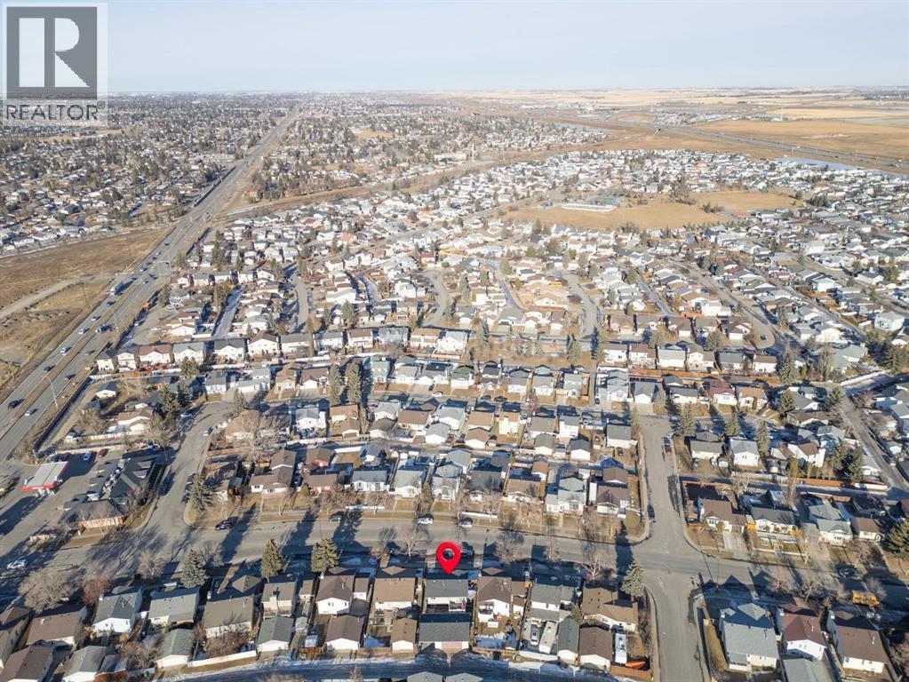 43 Applewood Drive Se, Calgary, AB - Outdoor With View