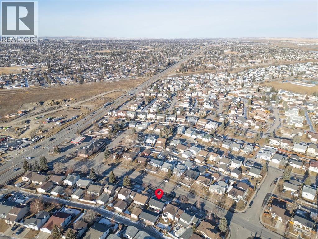 43 Applewood Drive Se, Calgary, AB - Outdoor With View