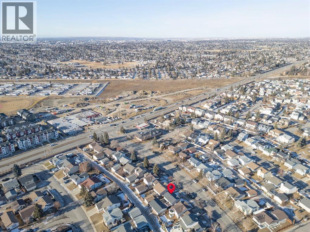 43 Applewood Drive Se, Calgary, AB - Outdoor With View