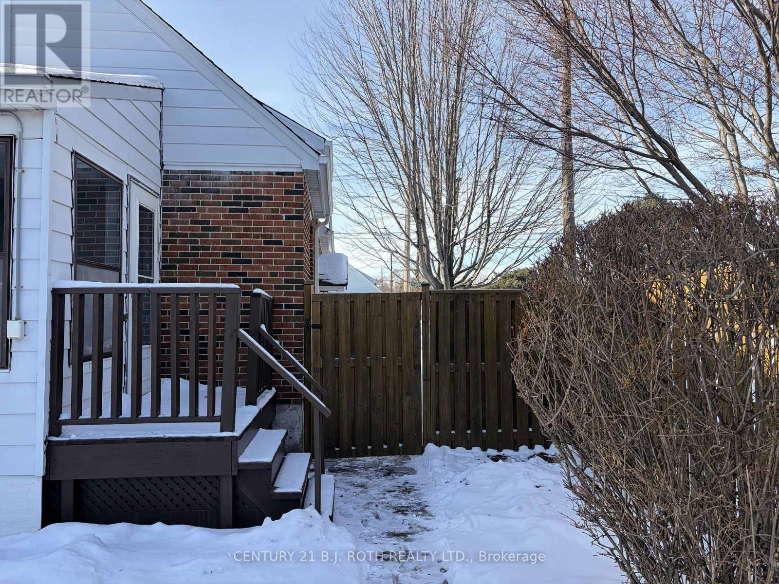 203 Summerhill Avenue, Hamilton, ON - Outdoor