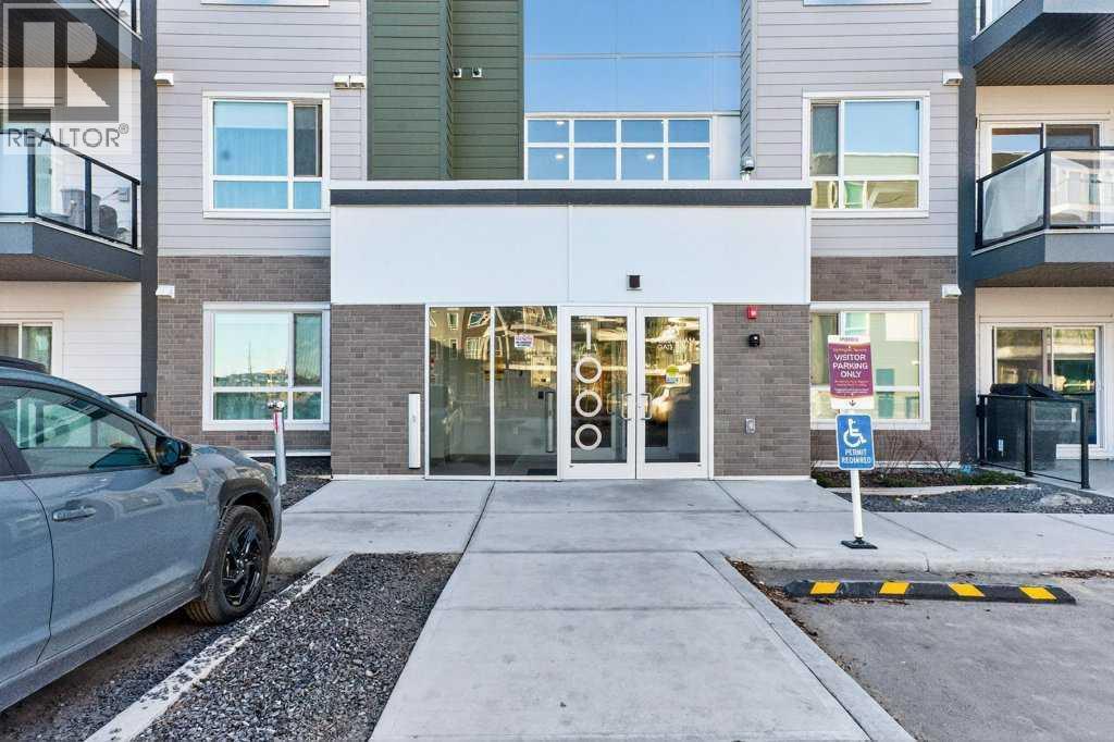 1207, 33 Carringham Gate Nw, Calgary, AB - Outdoor With Balcony With Facade