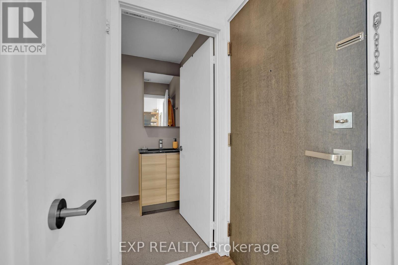 804 - 1238 Dundas St Street E, Toronto (South Riverdale), ON -