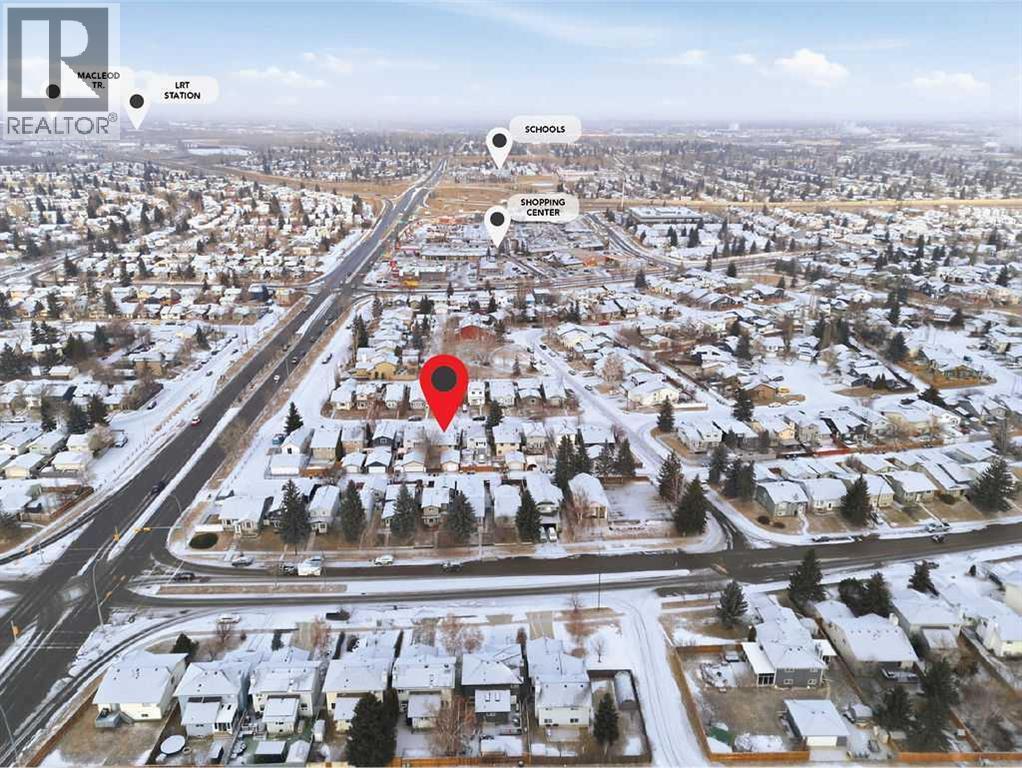 132 Riverglen Crescent Se, Calgary, AB - Outdoor With View