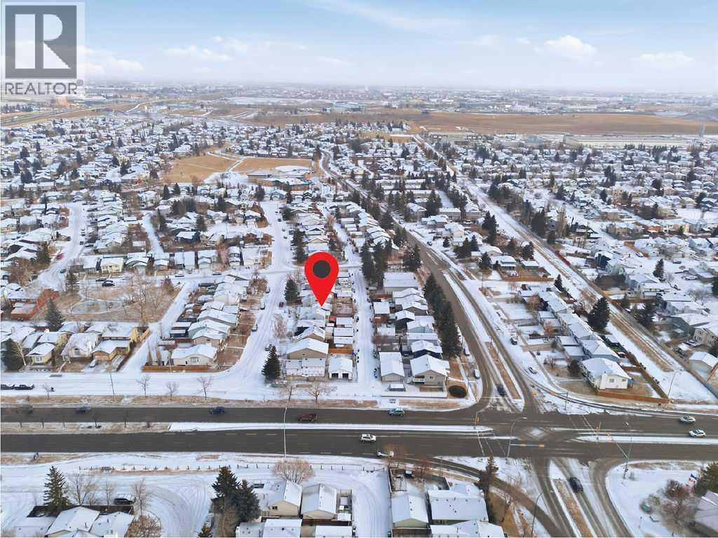 132 Riverglen Crescent Se, Calgary, AB - Outdoor With View
