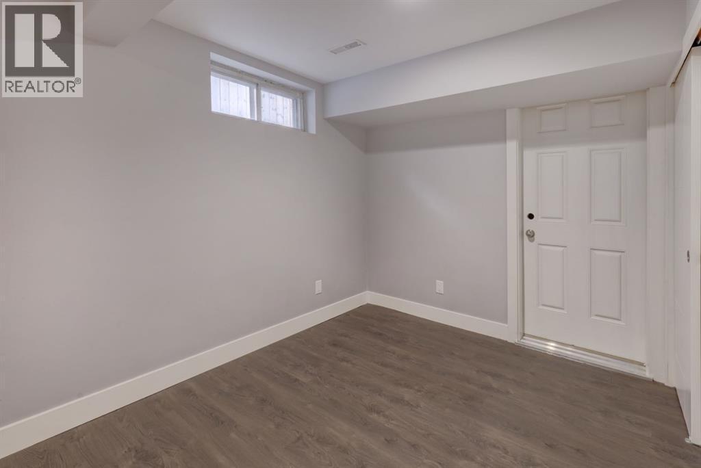 413 Albert Street Se, Airdrie, AB - Indoor Photo Showing Other Room