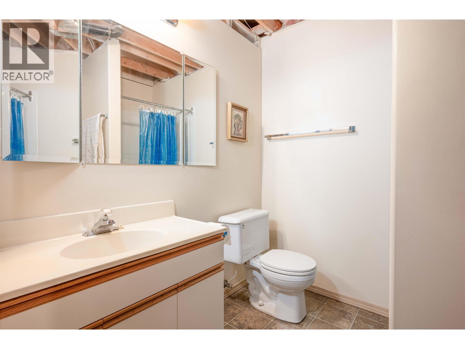 3053 Vista Ridge Drive, Prince George, BC - Indoor Photo Showing Bathroom