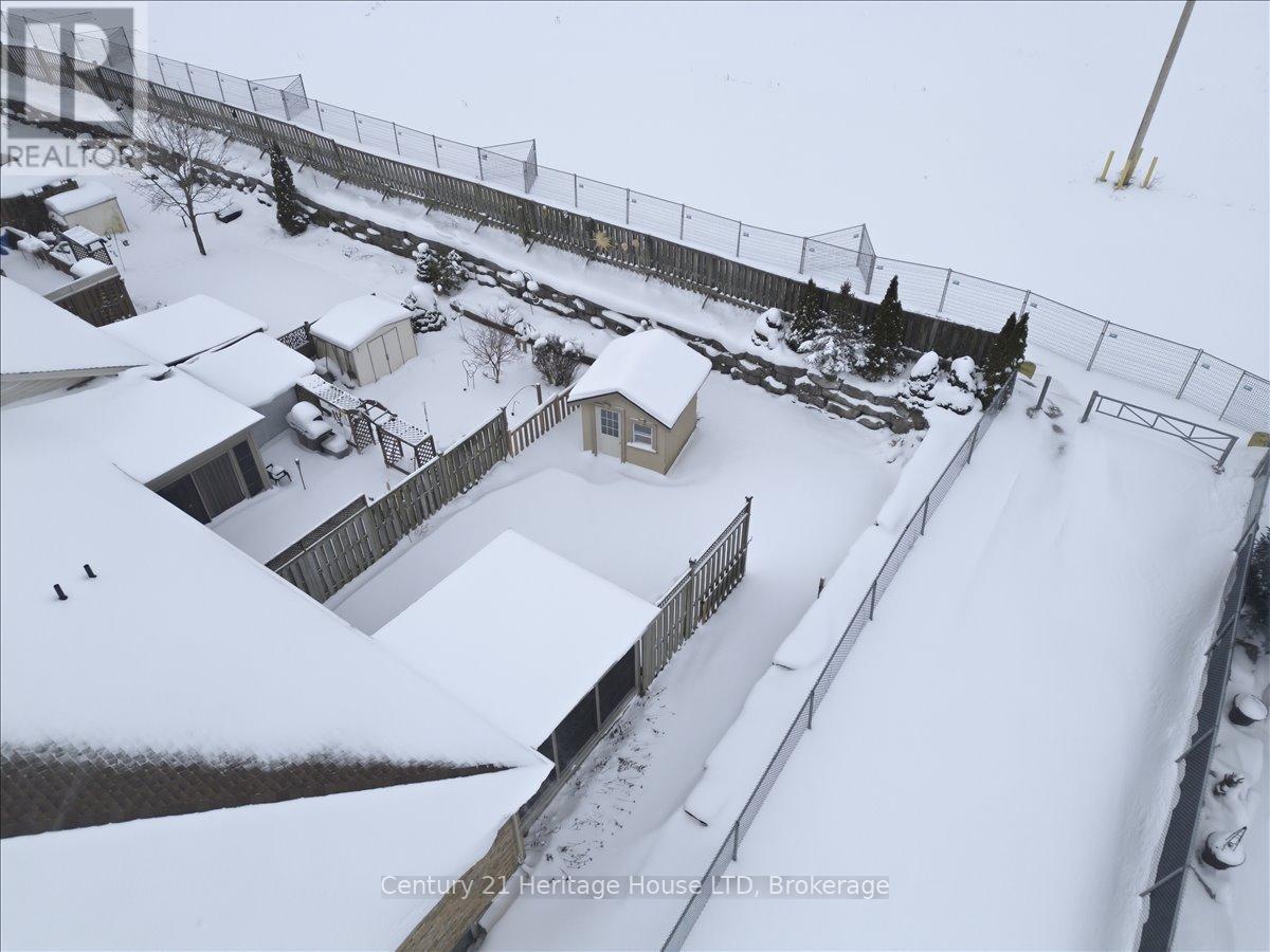 159 Willowlanding Court, Welland (N. Welland), ON - With View