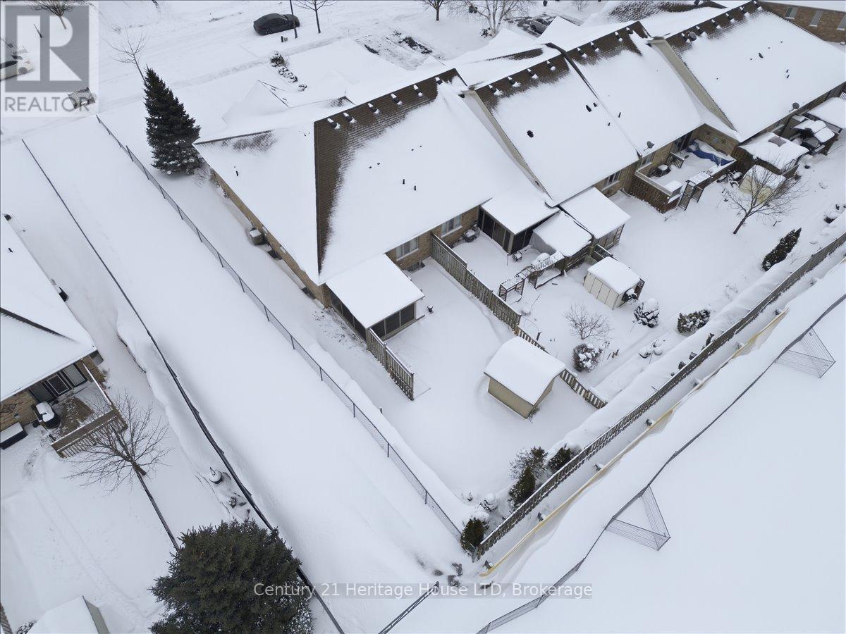 159 Willowlanding Court, Welland (N. Welland), ON - With View