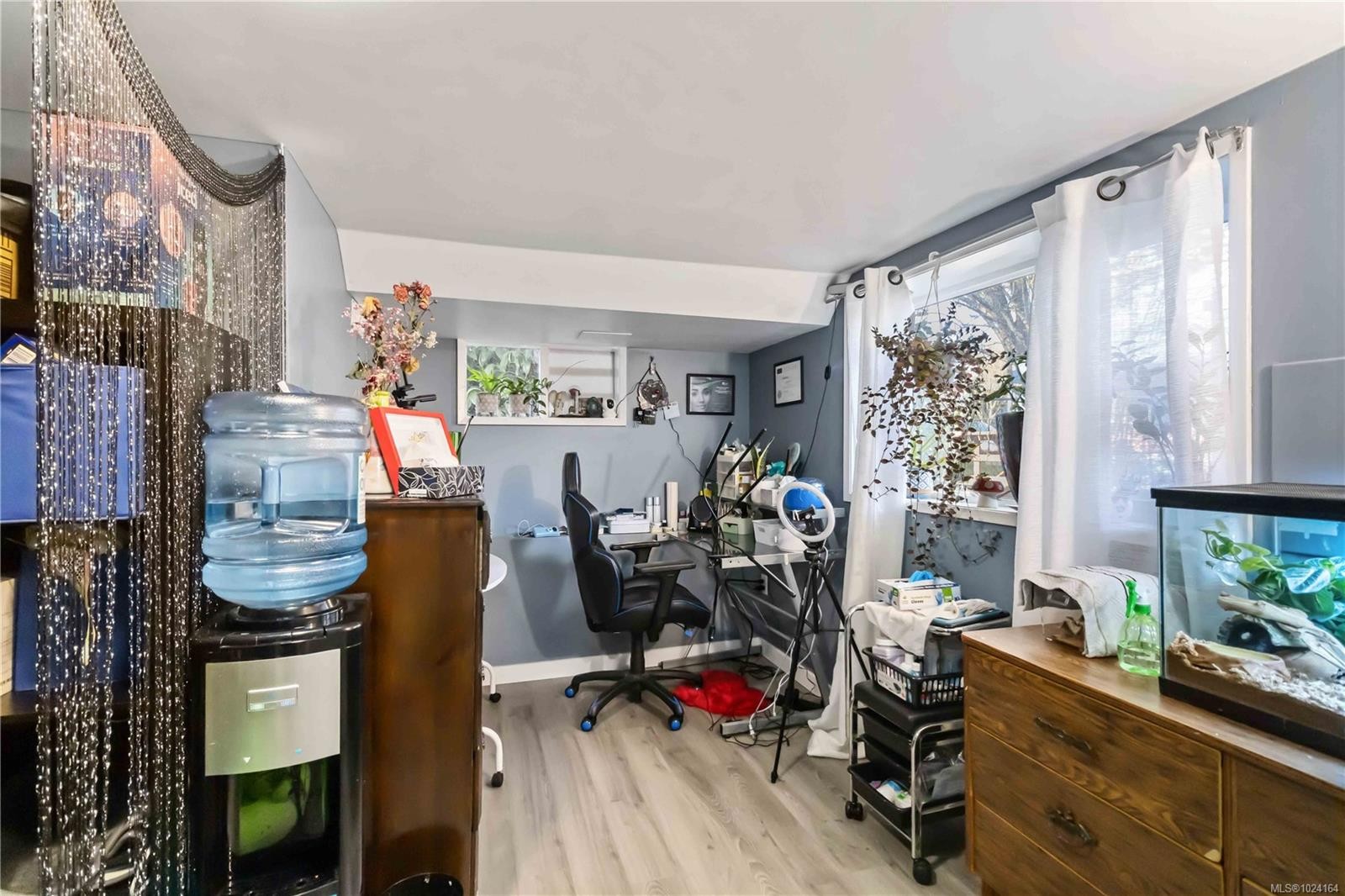 1957 Granite St, Victoria, BC