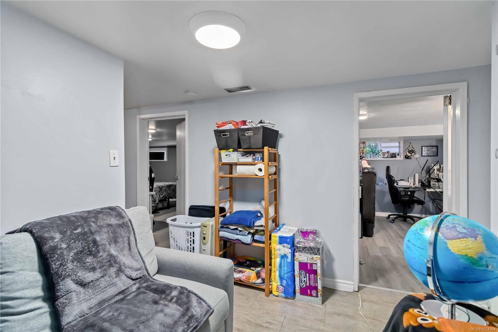 1957 Granite St, Victoria, BC