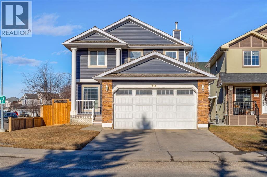 717 Coral Springs Boulevard Ne, Calgary, AB - Outdoor With Facade