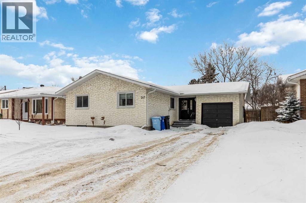 Front - 247 Cornwall Drive, Fort Mcmurray, AB - Outdoor